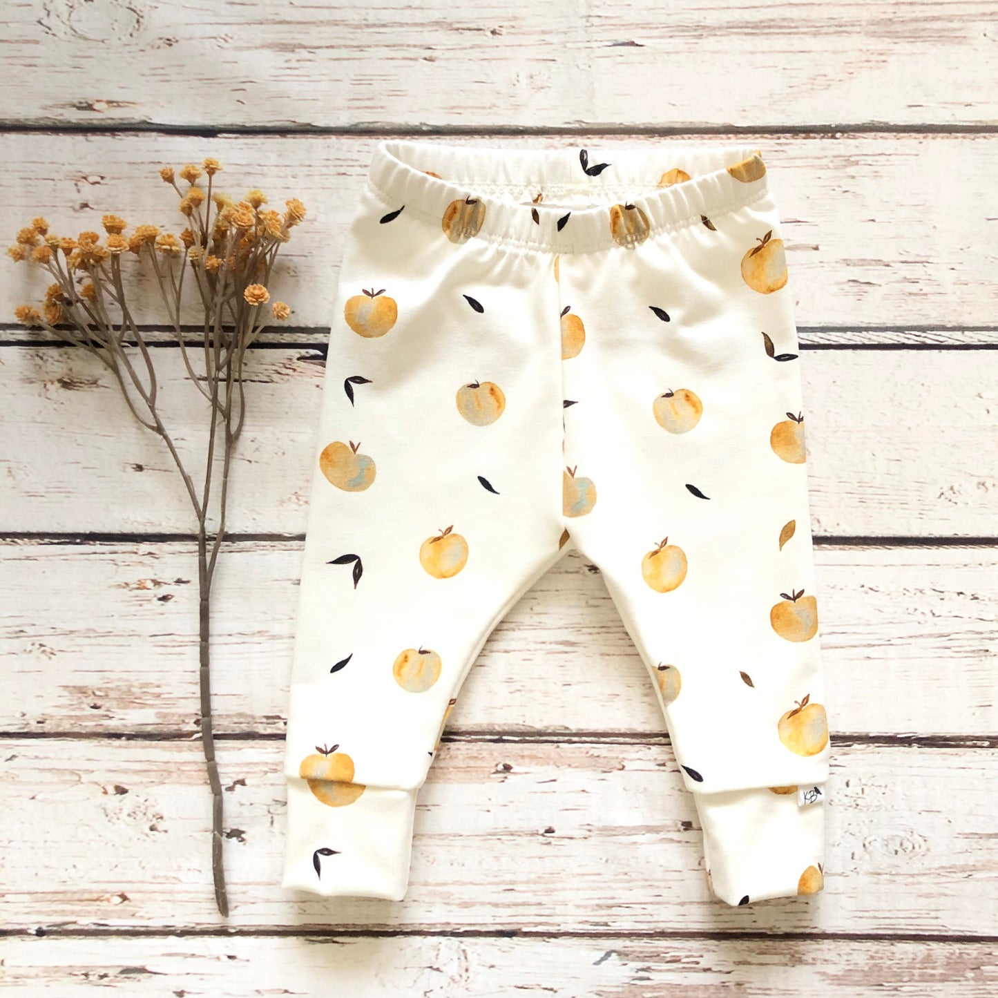 NEW! Autumn Apples/Newborn & Toddler Leggings