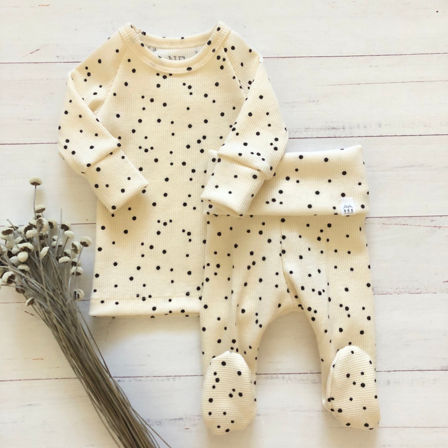 NEW! “Footie Set”/Creme Dot/SLIM FIT/Gender Neutral/Organic/Newborn Outfit/Take Home Outfit/Toddler Set